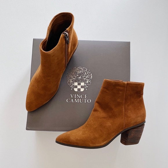 Vince Camuto Shoes - ✨New VINCE CAMUTO Grasem Suede Heeled Zip Booties